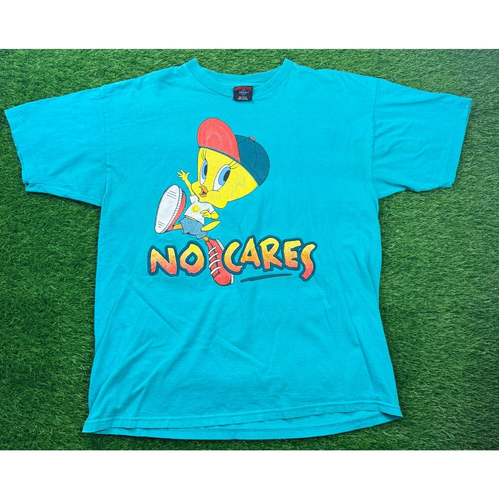 Vintage 1993 Tweety Bird No Cares T-Shirt XL Garment Graphics USA Looney Tunes
